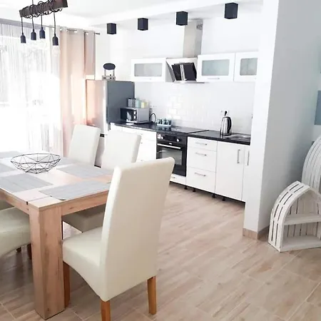 Ambra アパート *