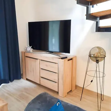 Ambra * Debina (Ustka)