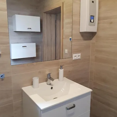 Ambra アパート *